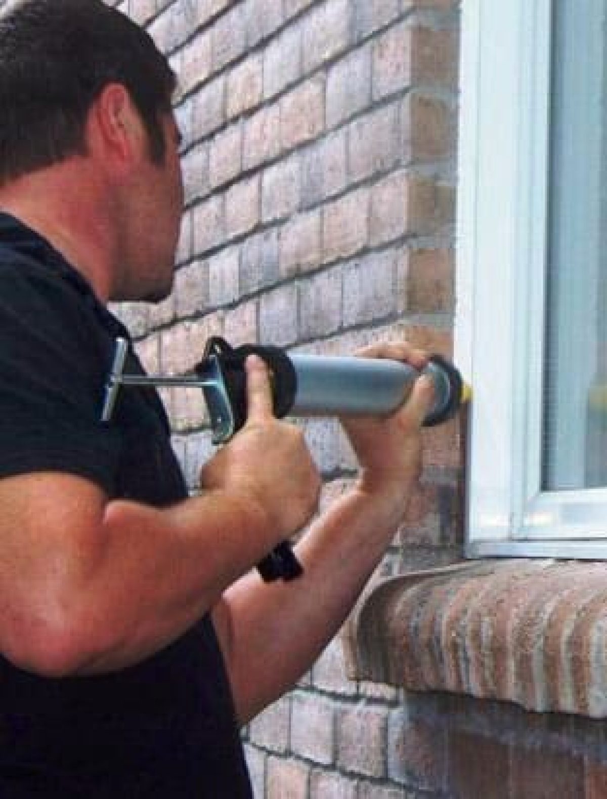 Comment réussir le calfeutrage de vos fenêtres